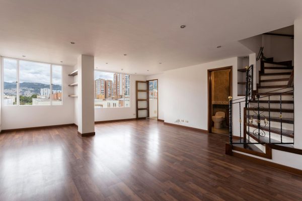 PVC Vloeren in Den Haag: Duurzaamheid en Luxe voor Elke Ruimte van je Huis
