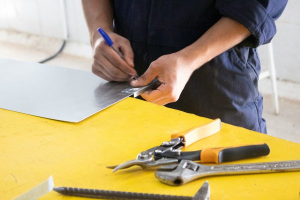 Deskundige elektricien in Veenendaal: Betrouwbare installaties en reparaties voor uw huis.
